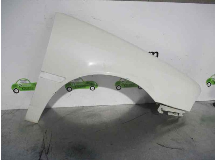 Recambio de aleta delantera derecha para citroën ax 1.4 referencia OEM IAM 96070965 BLANCO 