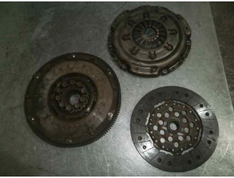 Recambio de kit embrague para opel omega b 2.0 dti referencia OEM IAM   LUK