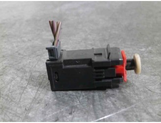 Recambio de interruptor para opel corsa d 1.2 16v lpg referencia OEM IAM 13299721 366172505 