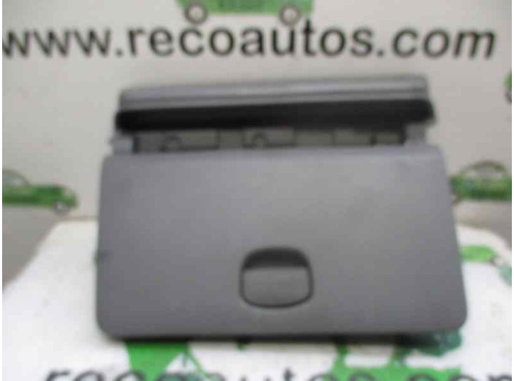 Recambio de guantera para daewoo nubira berlina 1.6 cat referencia OEM IAM 96555055--96554978 96555055--96554978 