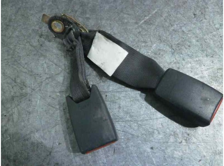 Recambio de enganche cinturon para chrysler 300 c 3.5 cat referencia OEM IAM   4 PUERTAS