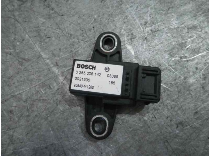 Recambio de sensor velocidad para kia sorento 2.5 crdi cat referencia OEM IAM 95640M1200 0265005142 BOSCH