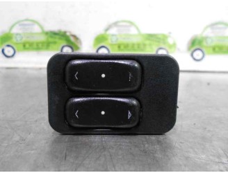 Recambio de mando elevalunas delantero izquierdo para opel zafira a 2.0 dti referencia OEM IAM 90561088 13163201 DELPHI