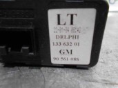 Recambio de mando elevalunas delantero izquierdo para opel zafira a 2.0 dti referencia OEM IAM 90561088 13163201 DELPHI