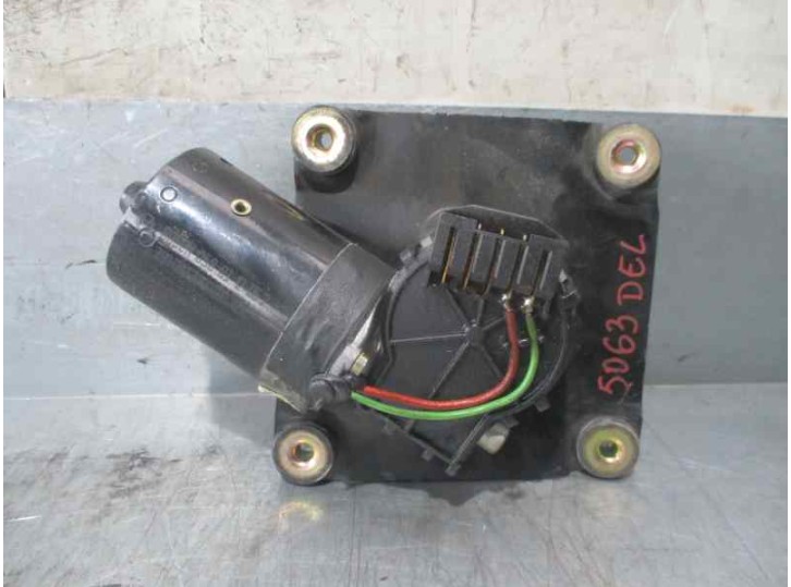 Recambio de motor limpia delantero para volvo v40 familiar diesel cat referencia OEM IAM  0390241170 BOSCH