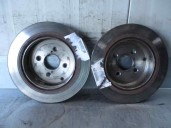 Recambio de disco freno trasero para toyota corolla (e12) 2.0 d-cat referencia OEM IAM 