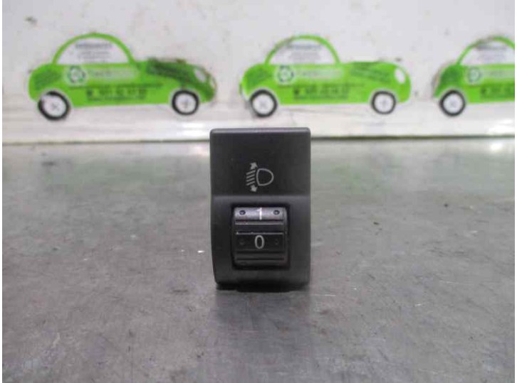 Recambio de mando para mazda 3 berlina (bk) 1.6 cd diesel cat referencia OEM IAM BP4K66F0 04057810 