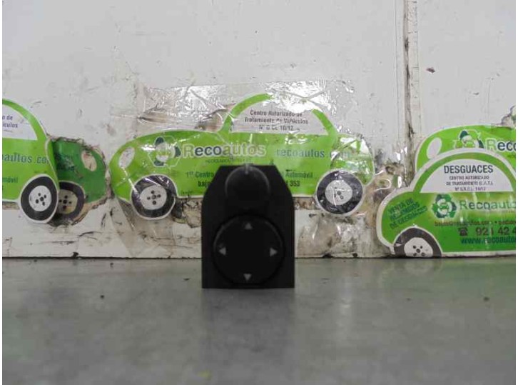 Recambio de mando retrovisor para audi a3 (8l) 1.8 20v turbo referencia OEM IAM 8D0959565 