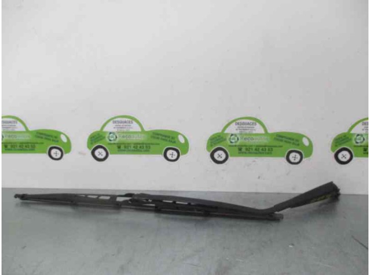 Recambio de brazo limpia trasero para opel corsa b 1.2 16v cat (x 12 xe / lw4) referencia OEM IAM 