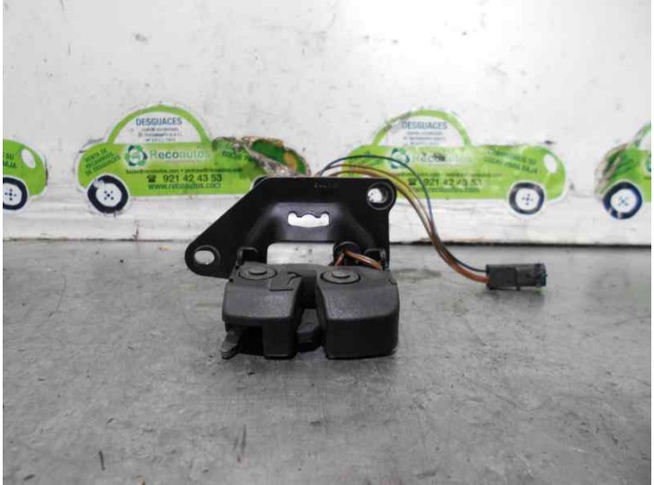 Recambio de cerradura maletero / porton para fiat punto berlina (188) 1.2 cat referencia OEM IAM G40939 4 PINES 5 PUERTAS