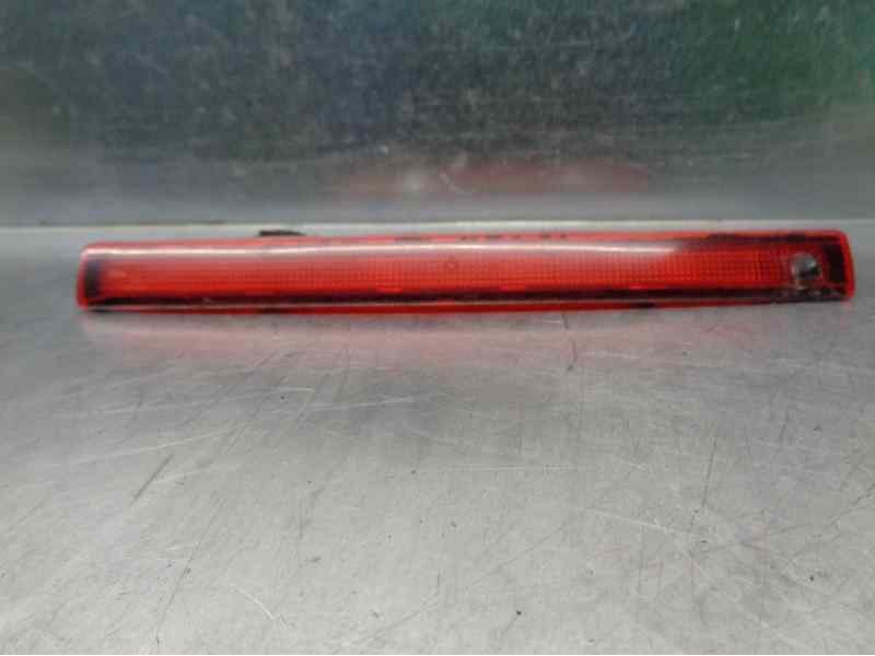 Recambio de luz central de freno para renault scenic ii grand confort authentique referencia OEM IAM 8200073239  