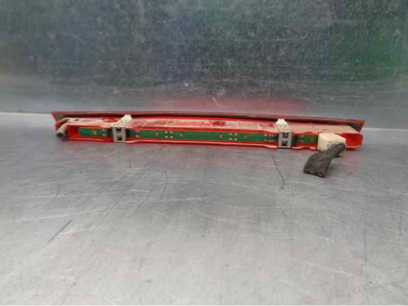 Recambio de luz central de freno para renault scenic ii grand confort authentique referencia OEM IAM 8200073239  