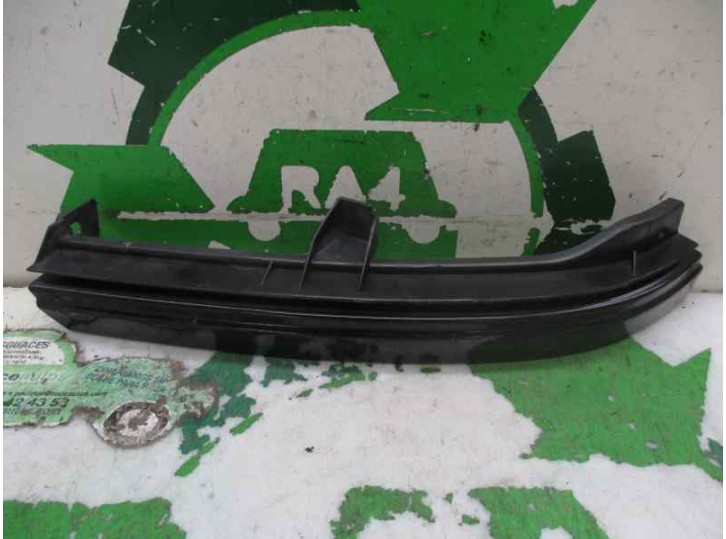 Recambio de cerquillo faro para opel zafira a 2.0 dti referencia OEM IAM 