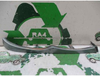 Recambio de cerquillo faro para opel astra f berlina 1.7 turbodiesel cat (x 17 dtl / 2h8) referencia OEM IAM 