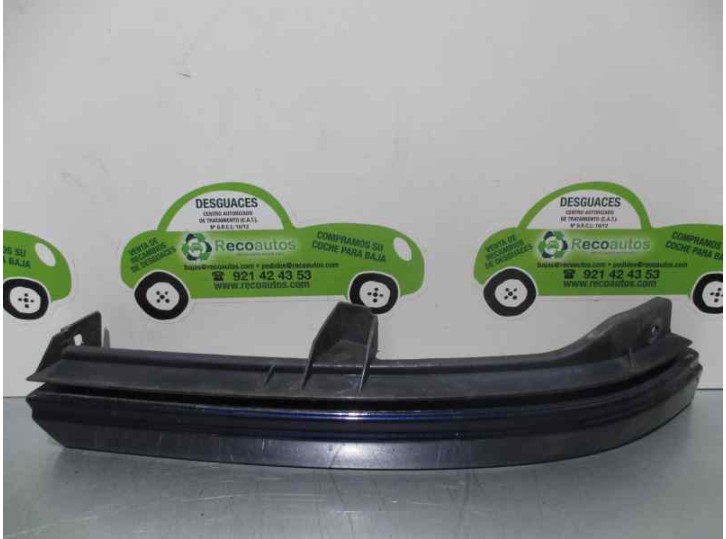 Replacement headlight trim ring for Opel Zafira A 2.0 16V DI CAT (X 20 DTL / LD3) OEM IAM reference 