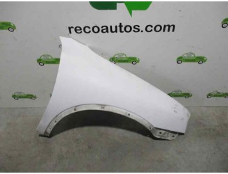 Recambio de aleta delantera derecha para opel corsa b 1.4 cat (2h6) referencia OEM IAM 1102136 BLANCA 