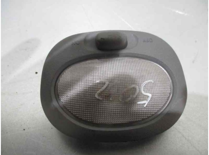 Recambio de luz interior para kia sorento 2.5 crdi cat referencia OEM IAM 928503E00044  