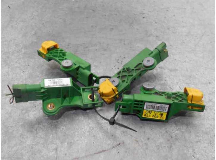 Recambio de sensor airbag para saab 9-3 berlina 2.2 16v tid cat referencia OEM IAM 12802258 220436162 