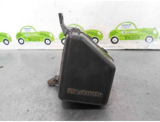 Recambio de caja reles / fusibles para toyota avensis berlina (t 22) 2.0 turbodiesel cat referencia OEM IAM 69984 