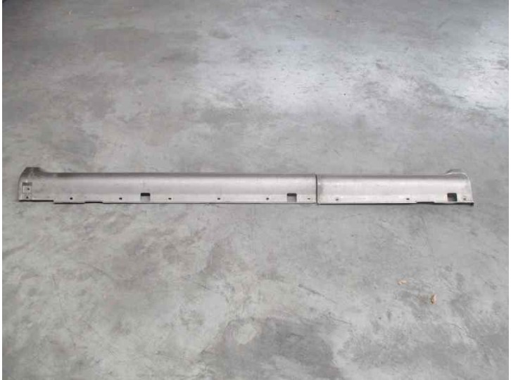 Recambio de faldon lateral para kia sorento 2.5 crdi cat referencia OEM IAM SPOILER-TALONERA LAT. IZDA.  