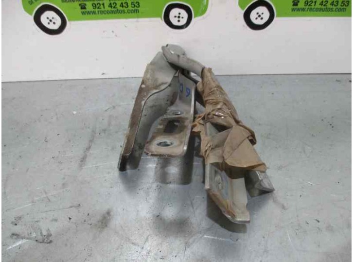 Hood hinge replacement part for Seat Córdoba Saloon (6K2) 1.4 OEM IAM reference 