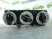 Recambio de mando climatizador para mitsubishi colt berlina 3 (z30) 1.1 cat referencia OEM IAM P78220A256H TME09091021D0D 