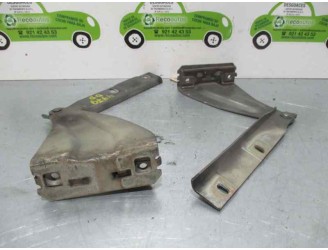 Replacement hood hinge for Alfa Romeo 145 1.6 16V cat OEM IAM reference 