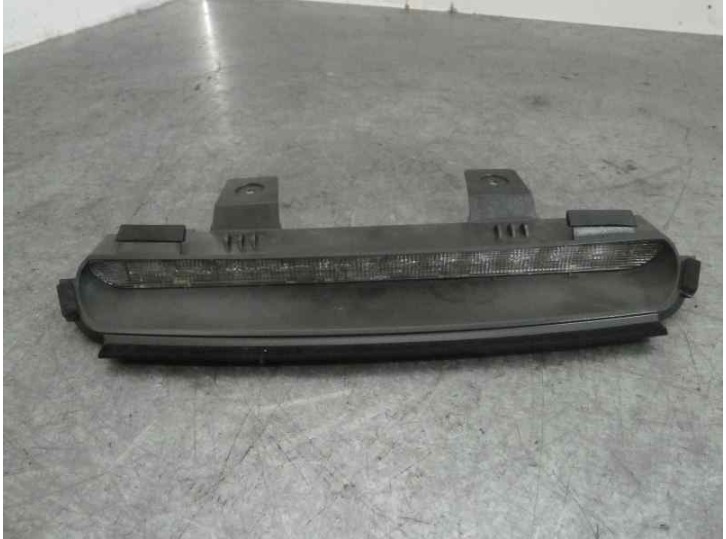 Recambio de luz central de freno para volvo v40 familiar diesel cat referencia OEM IAM 30621534 