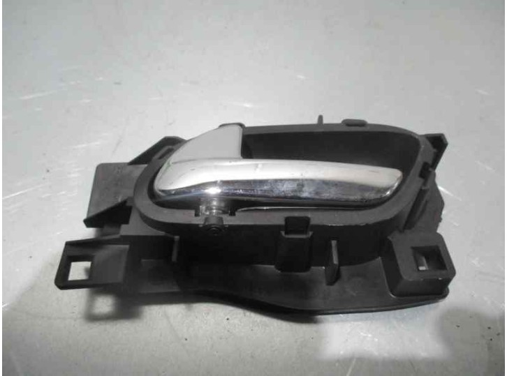 Recambio de maneta interior trasera izquierda para peugeot 407 sw 1.6 hdi referencia OEM IAM 96526178VD 23G100187387 CAJA 6