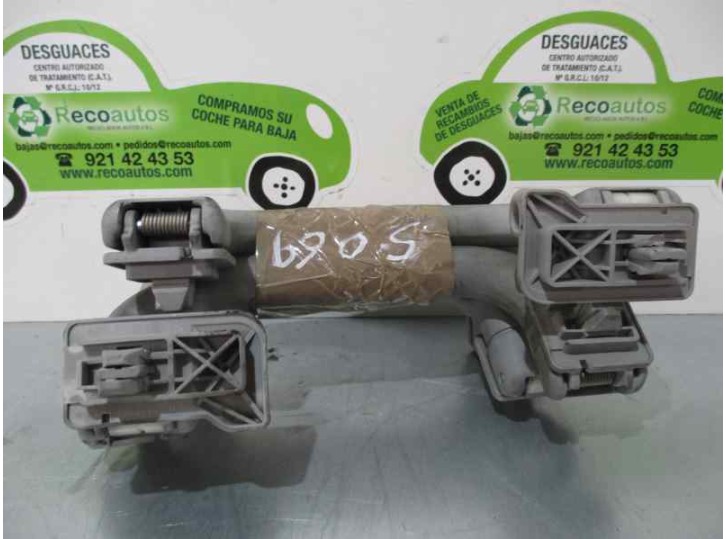 Recambio de maneta interior delantera izquierda para mercedes-benz clase c (w203) berlina 2.2 cdi cat referencia OEM IAM 