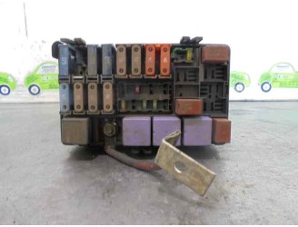 Recambio de caja reles / fusibles para renault laguna ii (bg0) 1.9 dci diesel referencia OEM IAM 8200445566B P5RDB2249 