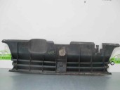 Replacement front grille for Peugeot 405 sedan Embassy D OEM IAM reference 925558877 