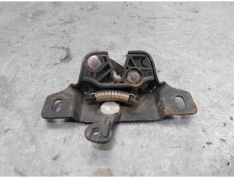 Replacement trunk / tailgate lock for Peugeot 405 sedan Embassy D OEM IAM reference 865421 MANUAL 4 DOORS