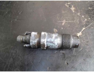 Recambio de inyector para nissan primera berlina (p11) 2.0 turbodiesel cat referencia OEM IAM 8630782J610 0432217308 BOSCH