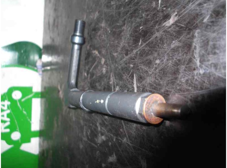 Recambio de inyector para nissan almera (n16/e) 2.2 16v turbodiesel cat referencia OEM IAM 484391 484391 