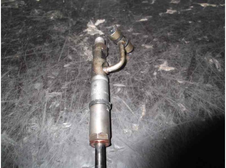 Recambio de inyector para nissan cabstar 3.0 referencia OEM IAM KBAL85P48 BOSCH