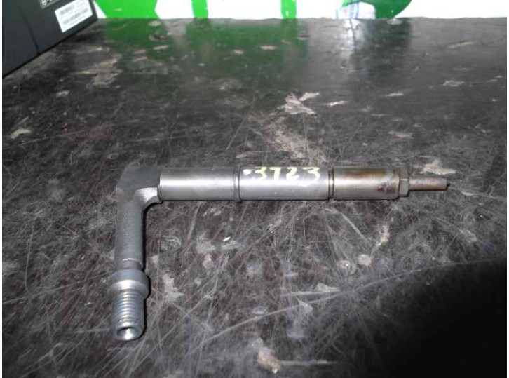 Recambio de inyector para nissan almera (n16/e) 2.2 16v turbodiesel cat referencia OEM IAM 172348439 