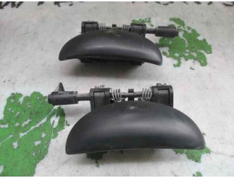 Recambio de maneta exterior trasera izquierda para peugeot 206 berlina 1.9 diesel referencia OEM IAM  CAJA 7 