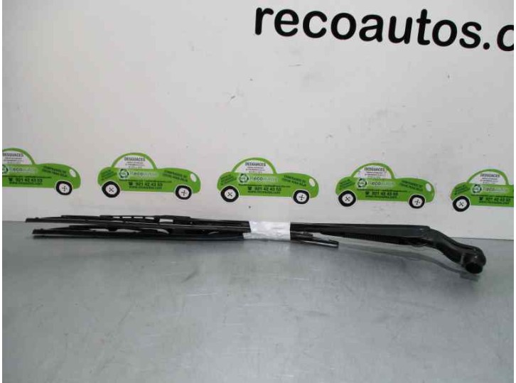 Recambio de brazo limpia delantero derecho para jeep compass 2.0 crd cat referencia OEM IAM 