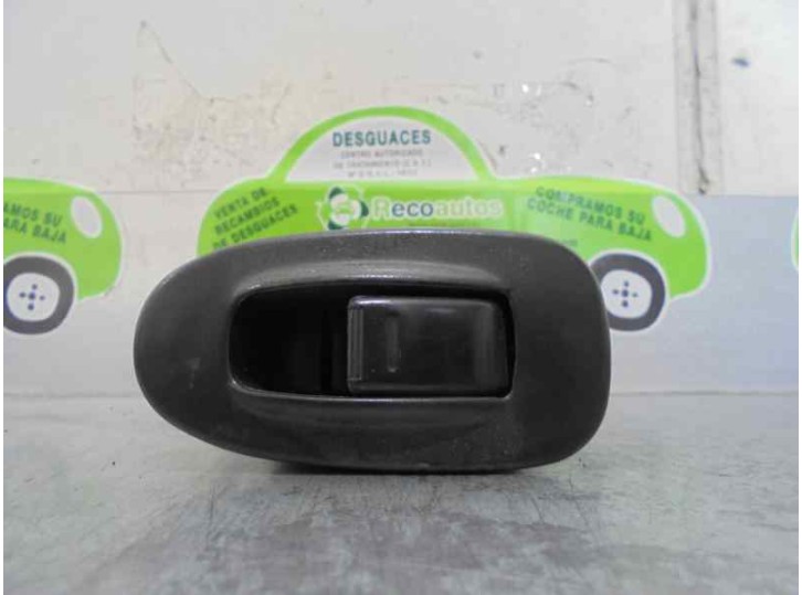 Recambio de mando elevalunas trasero izquierdo para kia shuma 1.5 cat referencia OEM IAM 4735101000 991124 