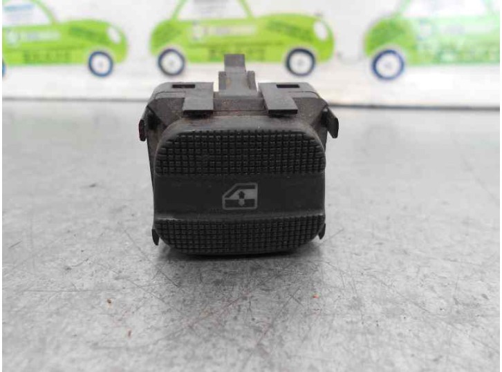 Recambio de mando elevalunas delantero derecho para volkswagen passat berlina (3a2) 1.9 tdi referencia OEM IAM 