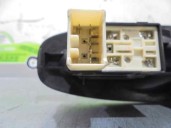 Replacement front right window regulator switch for Hyundai Accent (LC) 1.5 CRDi CAT OEM IAM reference 621W04820 