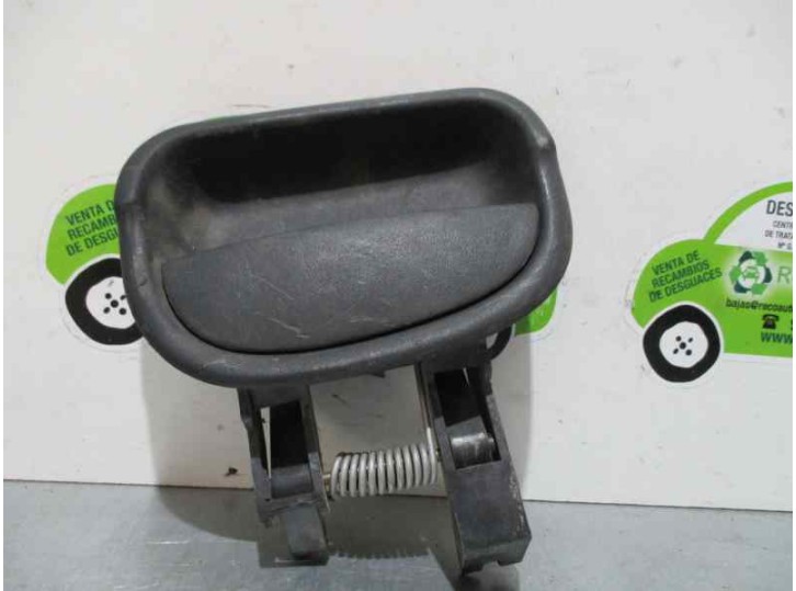 Recambio de maneta interior trasera derecha para renault kangoo (f/kc0) 1.9 diesel referencia OEM IAM CAJA 3 