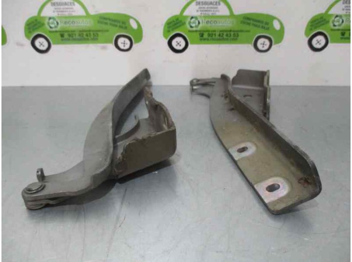 Replacement hood hinge for fiat grande punto (199) 1.3 16v jtd cat OEM IAM reference 