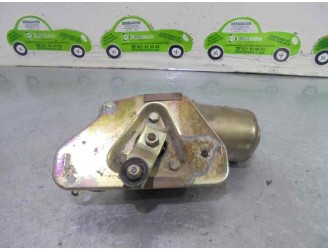 Replacement front wiper motor for Suzuki Swift SF berlina (MA) 1.3 CAT OEM IAM reference 