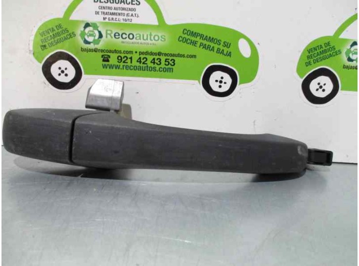 Recambio de maneta exterior delantera derecha para jeep compass 2.0 crd cat referencia OEM IAM 