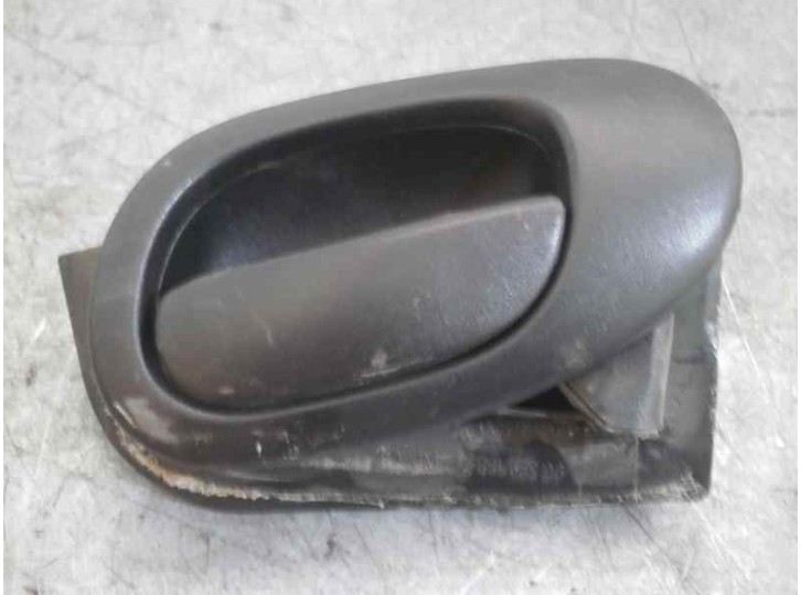 Recambio de maneta interior trasera derecha para peugeot 206 berlina 1.4 referencia OEM IAM 9632918877 9623698077 5 PUERTAS