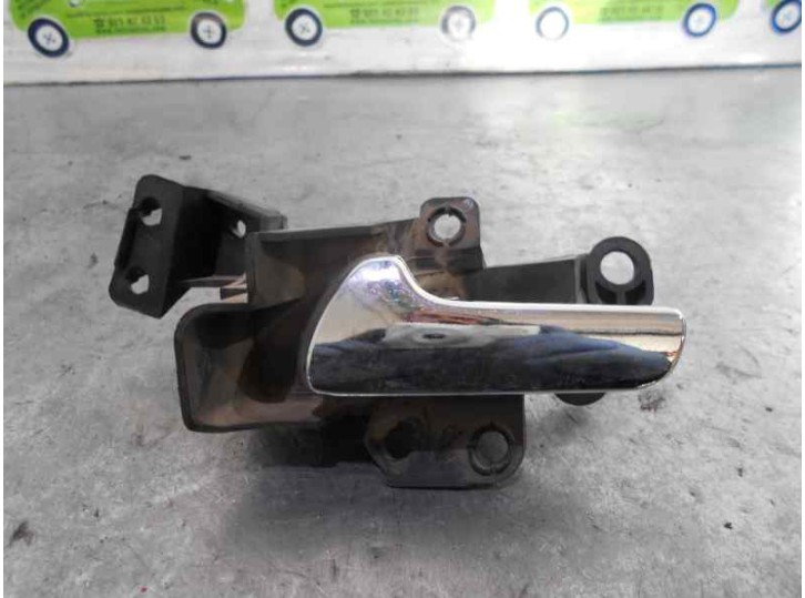 Recambio de maneta interior delantera izquierda para opel zafira a 2.0 dti referencia OEM IAM 400608 CAJA 8 
