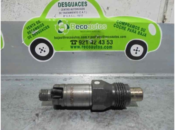 Recambio de inyector para peugeot 205 berlina 1.8 diesel cat referencia OEM IAM LCR6735203D LUCAS