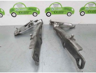 Replacement hood hinge for Chrysler 300 C 3.5 cat OEM IAM reference 5065264AB 
